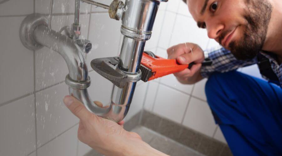Professional same day plumber services in Kellnersville, WI